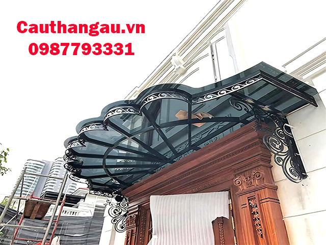 Mái che sắt nghệ thuật kính cường lực tại hà nội Mái che sắt nghệ thuật kính cường lực tại hà nội